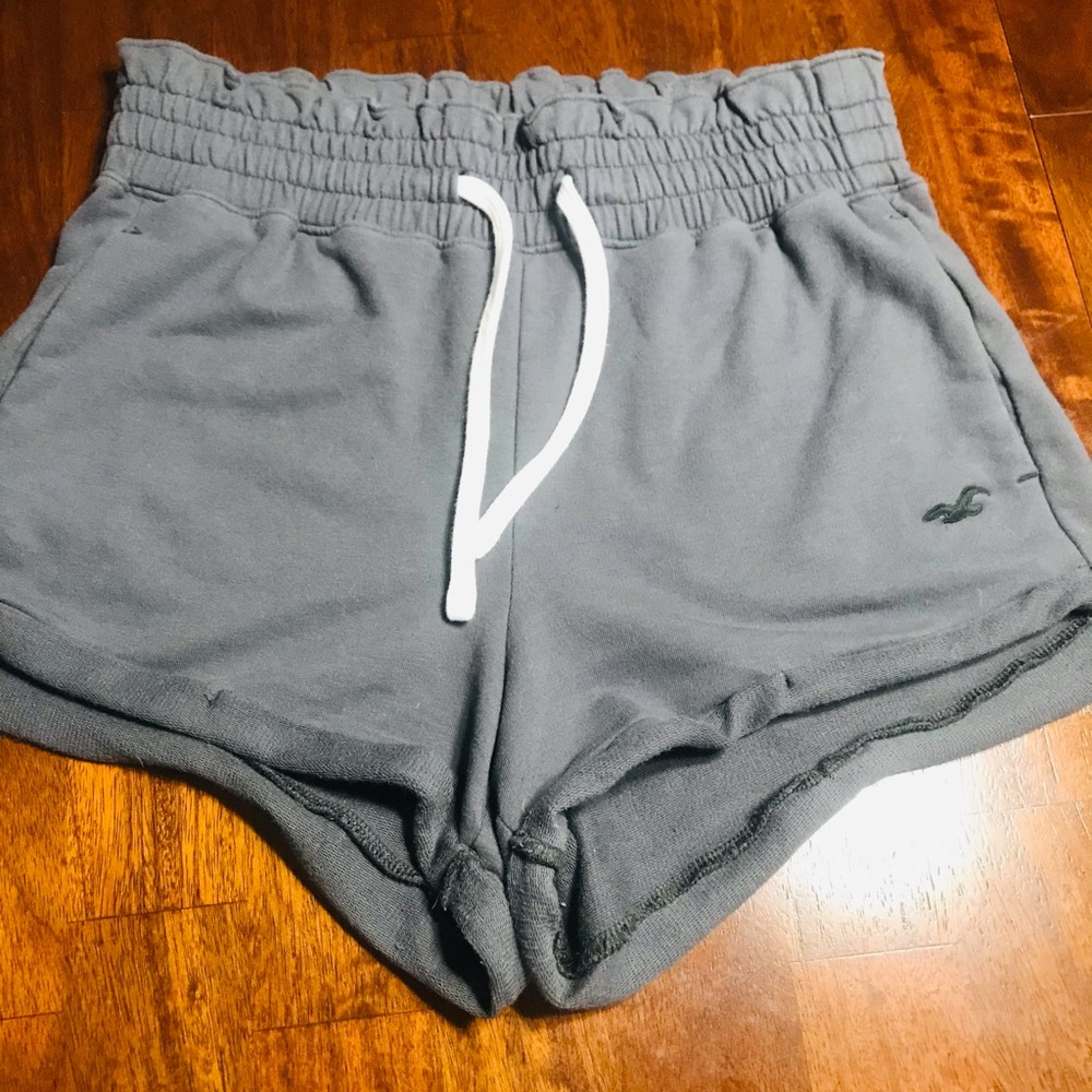HOLLYSTER sweat shorts 🩳